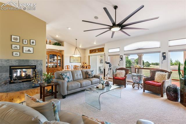 6996 Forestgate Drive