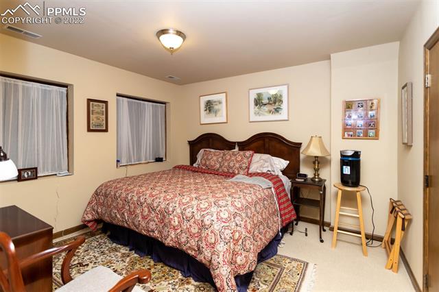 26 Woodbridge Drive