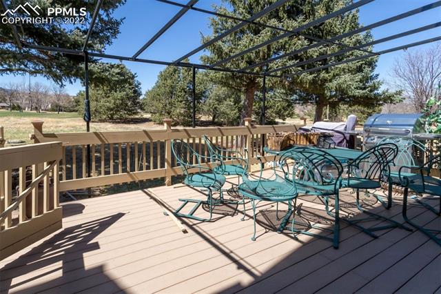26 Woodbridge Drive