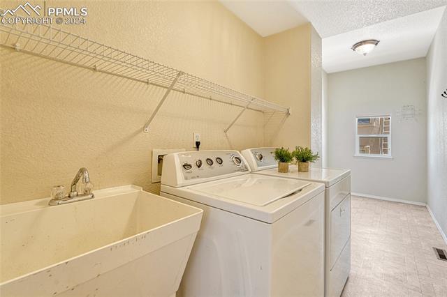 16165 Gold Creek Drive