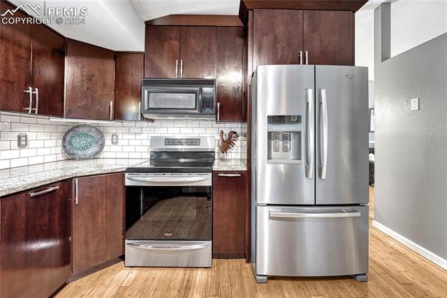 5246 Pinon Valley Road