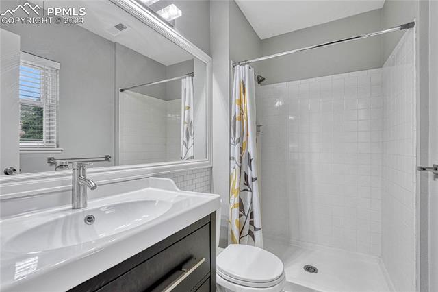 5246 Pinon Valley Road