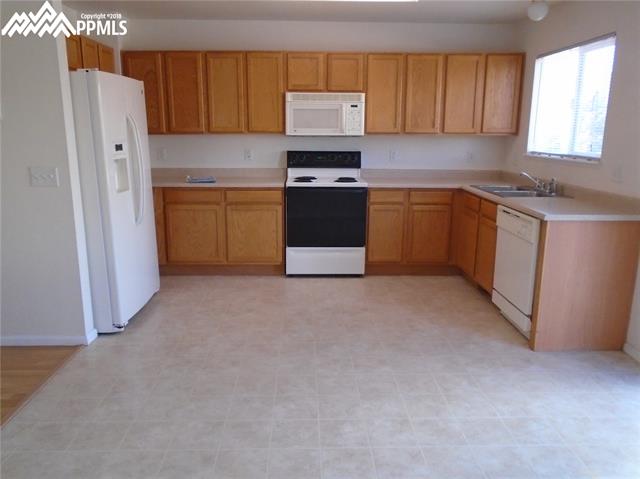 2220 Blizzard Valley Trail