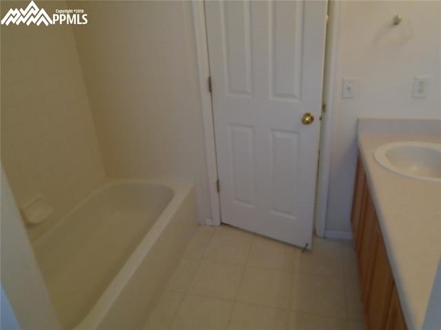 2220 Blizzard Valley Trail