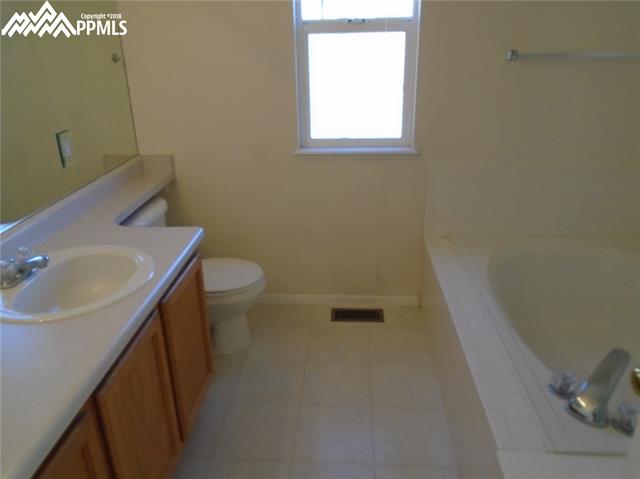 2220 Blizzard Valley Trail