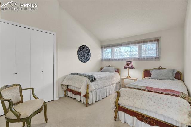 2818 E Serendipity Circle