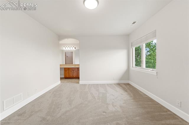 5975 Gladstone Drive