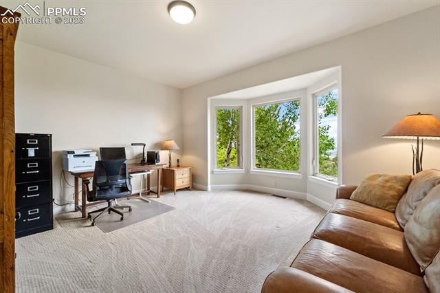 5975 Gladstone Drive