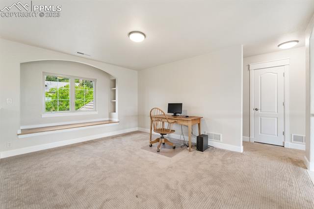 5975 Gladstone Drive