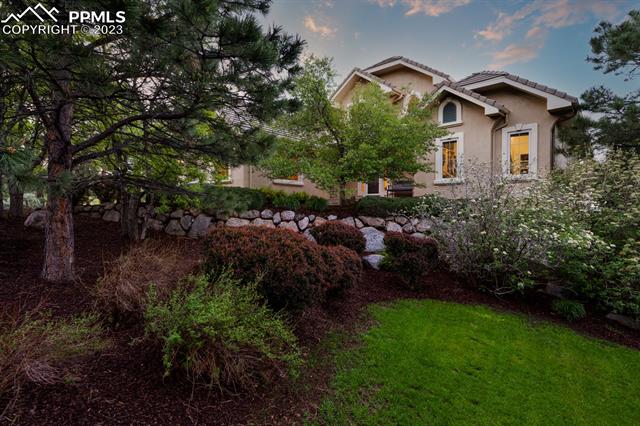 5975 Gladstone Drive