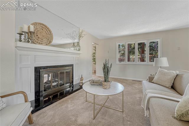 25 E Cheyenne Mountain Boulevard