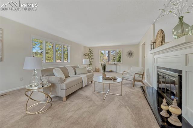 25 E Cheyenne Mountain Boulevard