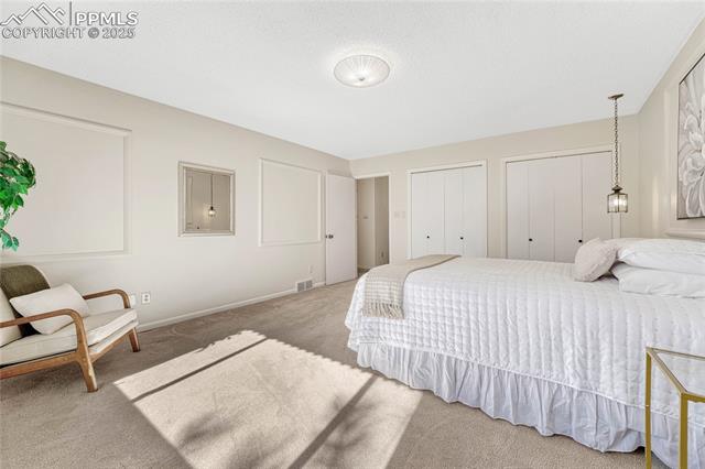 25 E Cheyenne Mountain Boulevard