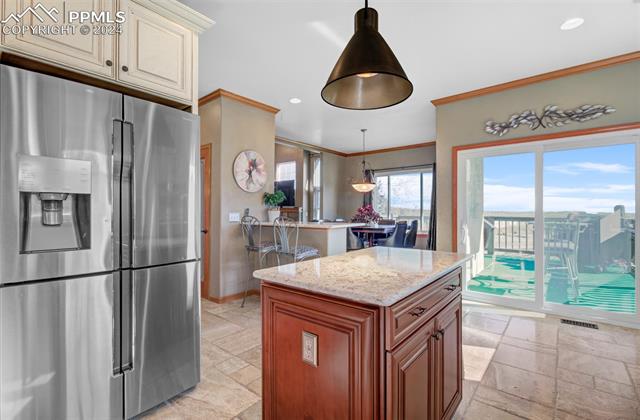 1035 Valkenburg Drive