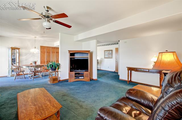 1035 Valkenburg Drive