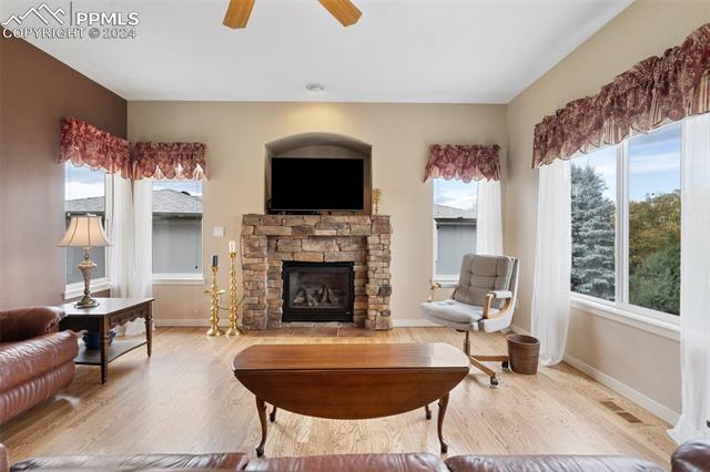 3530 Hollycrest Drive