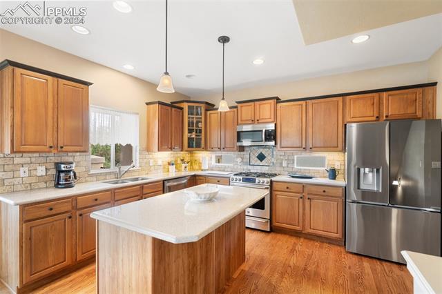 3530 Hollycrest Drive