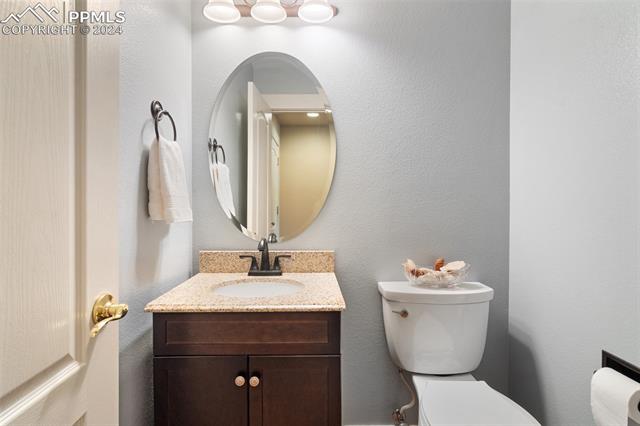 3530 Hollycrest Drive