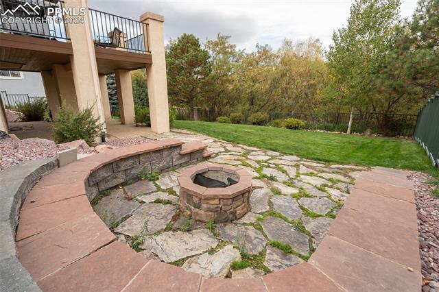 3530 Hollycrest Drive