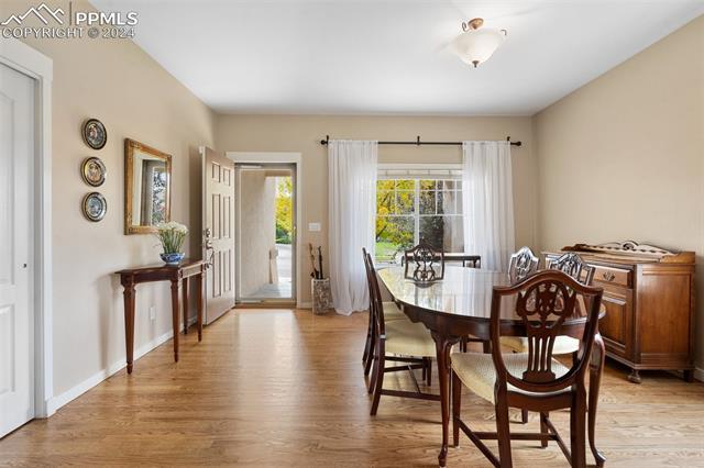 3530 Hollycrest Drive