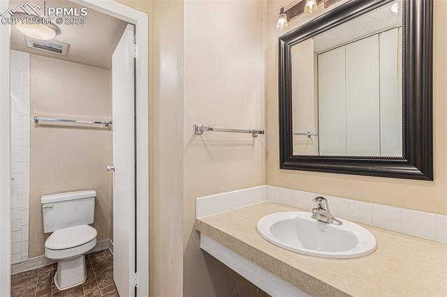 900 Saturn Drive 205