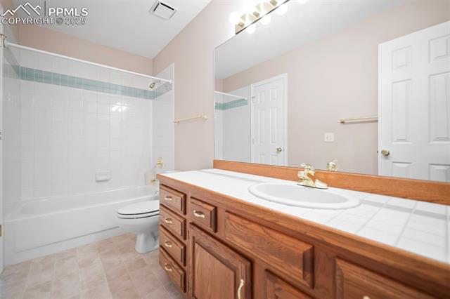 3165 Soaring Bird Circle