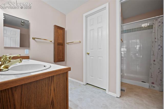 3165 Soaring Bird Circle