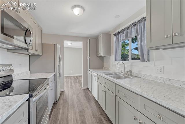 2830 Walton Creek Drive