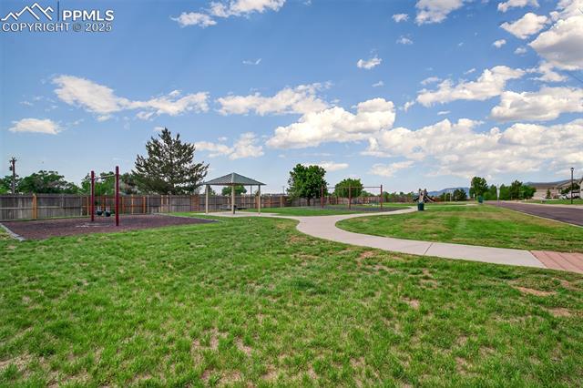 7374 Maybeck View
