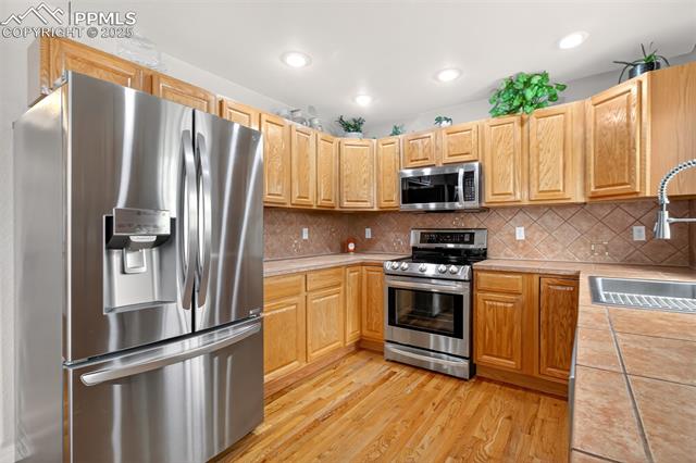7374 Maybeck View