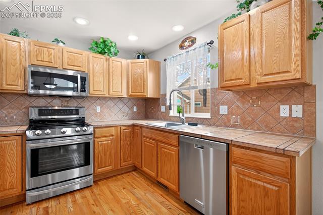 7374 Maybeck View