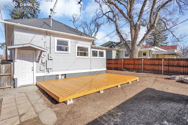417 E Del Norte Street