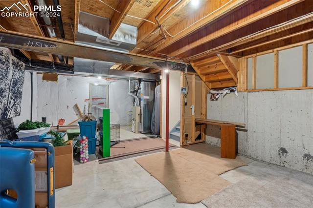 6045 Northwind Drive