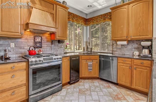 5880 Derby Rock Loop