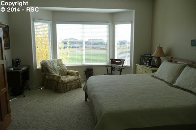 12464 Pine Valley Circle