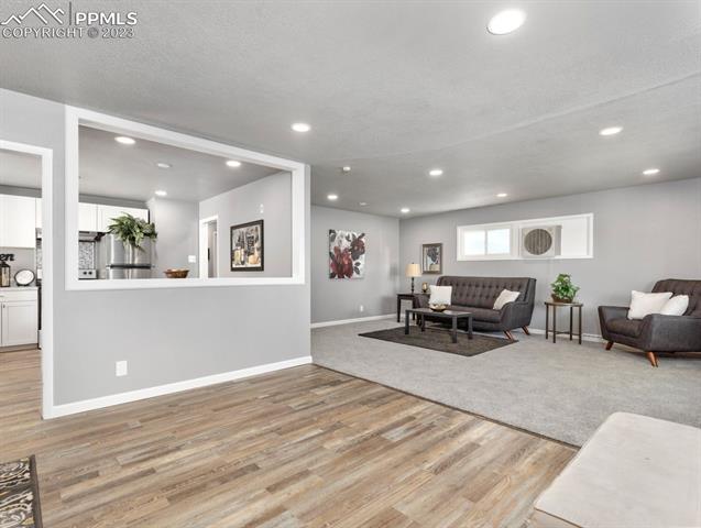 16 MacNaughton Road