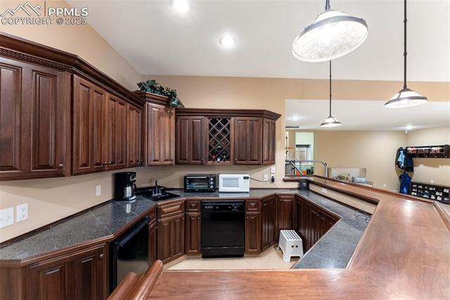 2585 Dunfries Court