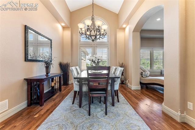 2585 Dunfries Court