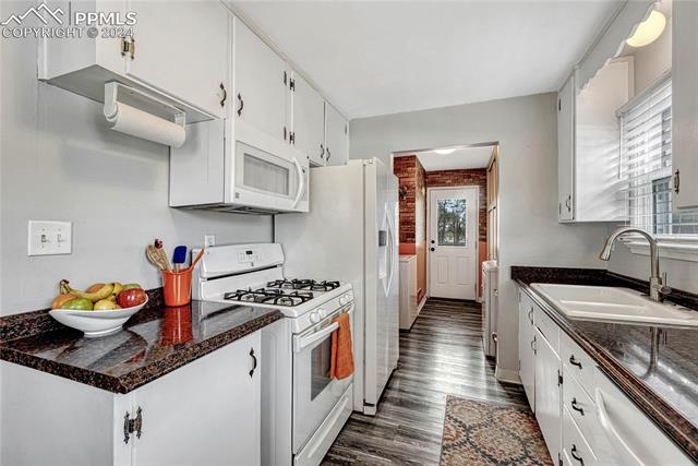 1111 E Madison Street