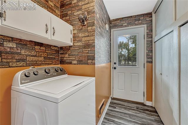 1111 E Madison Street