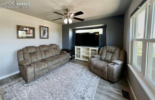11230 Cressman Drive