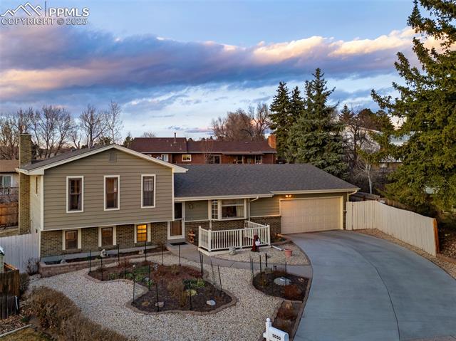 5050 N Splendid Circle