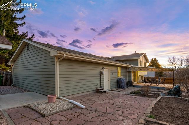 5050 N Splendid Circle