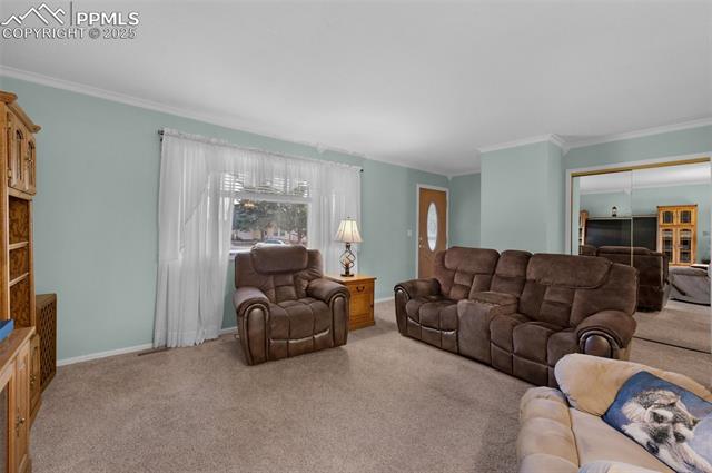 5050 N Splendid Circle