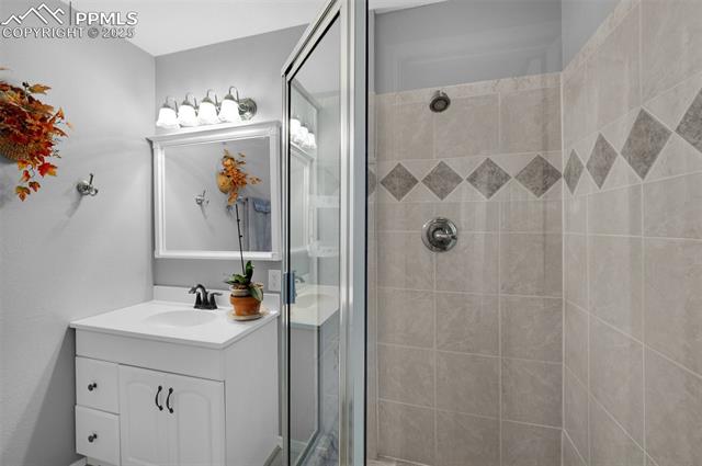 5050 N Splendid Circle