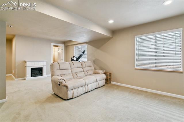 3240 Flying Horse Road