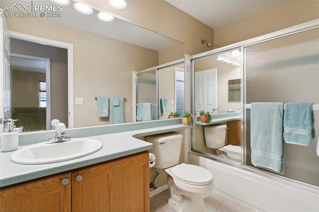 3240 Flying Horse Road