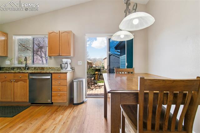 3240 Flying Horse Road