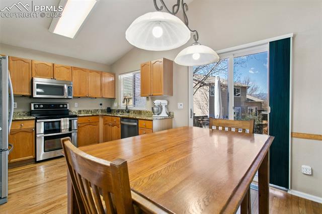 3240 Flying Horse Road