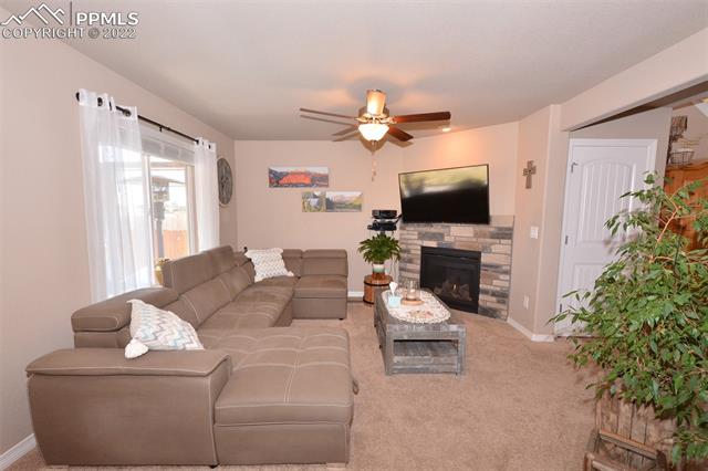 6185 Mumford Drive